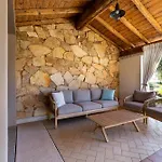 Villa Lory